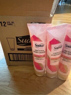 Suave Smooth Performer Cream Anti-Frizz Hair Cream - Box of 12